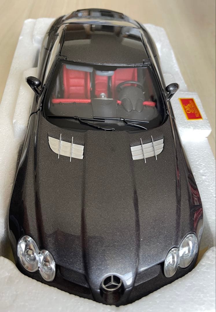絶版新品超希少　CMC/ 1/18 メルセデスベンツ SLR ブラックメタリック