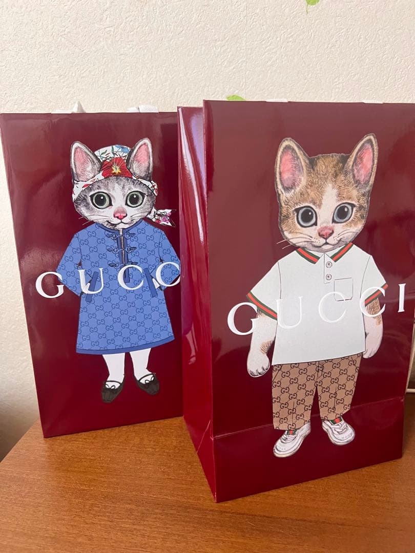 ヒグチユウコ　GUCCI 日本限定❣️ 　ショッパー 2組セット　両面猫あり