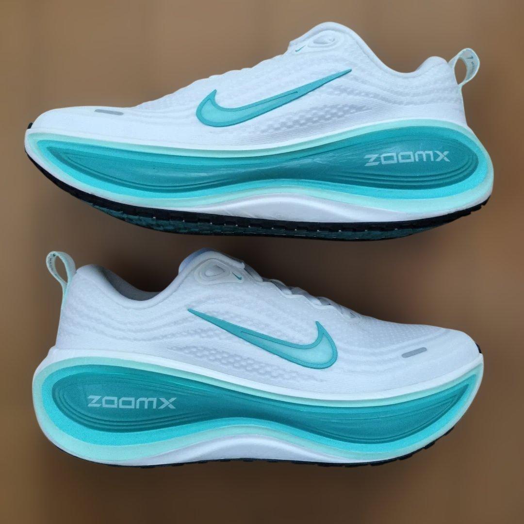 スパイク・シューズ NIKE zoom vomero plus