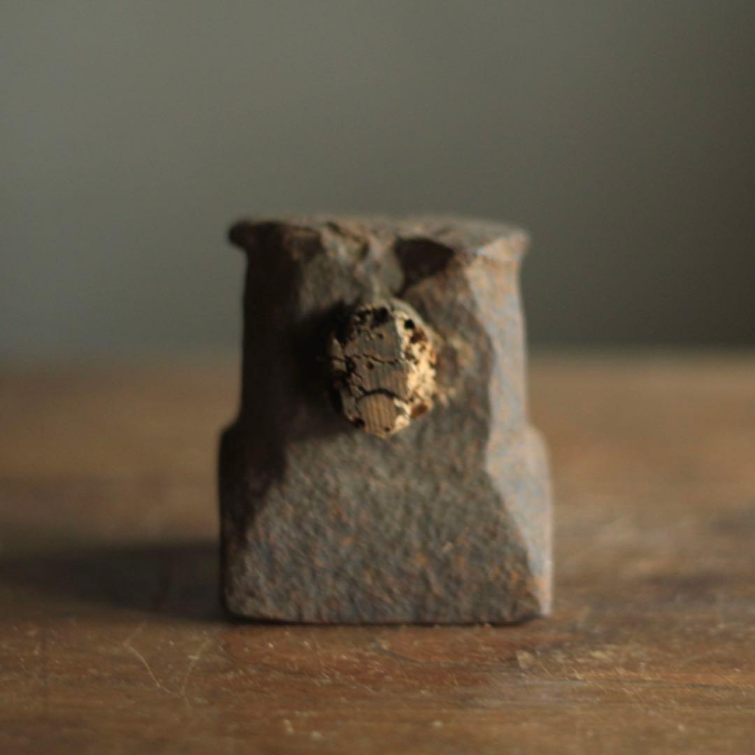 鉄塊 オブジェ 古道具 アンティーク デビルスタワーのような。