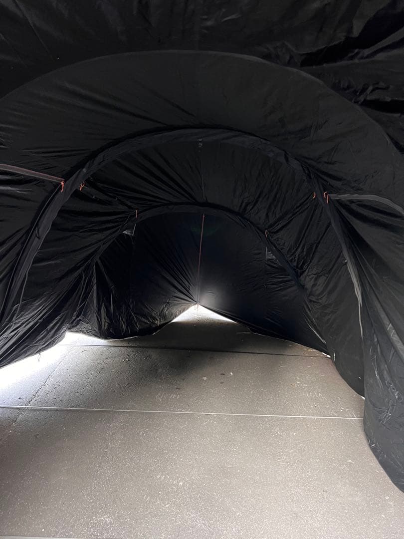 Coleman ツールームテント グレー キャンプ用かまぼこテントダークルーム