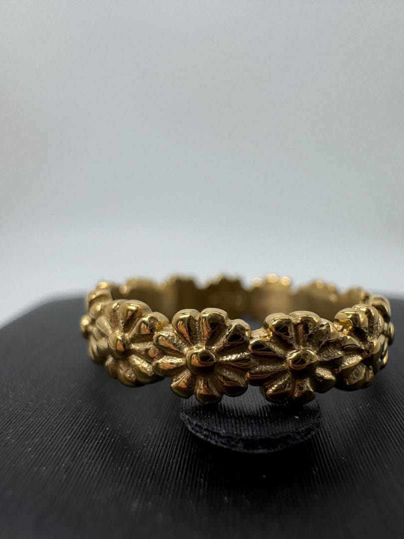 《日本製18金》K18花模様のゴールドリング2.07g 11号 即日発送