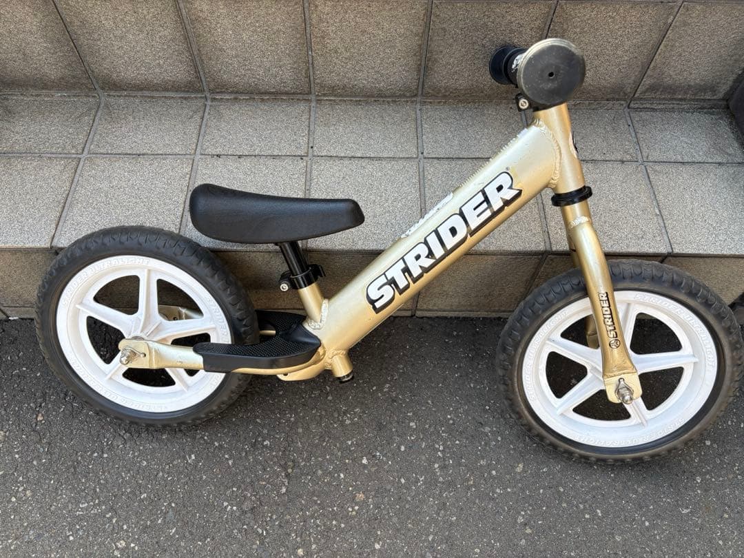 ストライダープロ10周年記念モデル　シャンパンゴールド