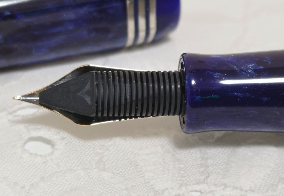 【希少】VISCONTI 万年筆 オペラマスター ガラッスィア 限定120本