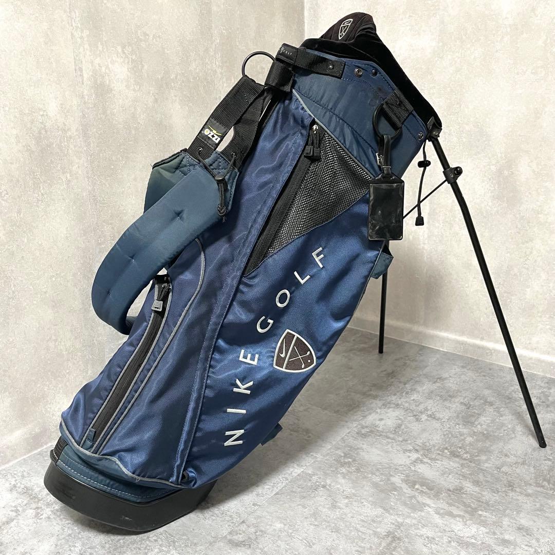 NIKE キャディバッグ　スタンド式　軽量　旧ロゴ　廃盤　※フード無し