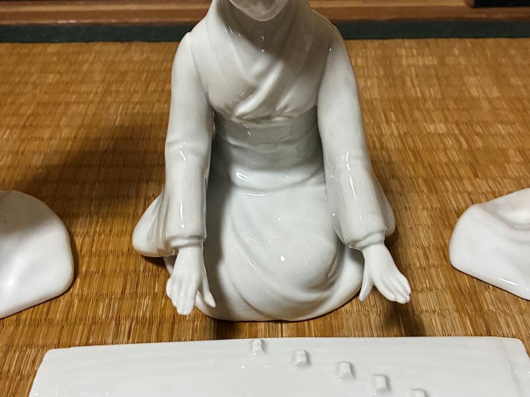 白磁 琴引き 和装 着物 乙女 女人像 揃い 三体揃い 時代物 古伊万里 出石焼
