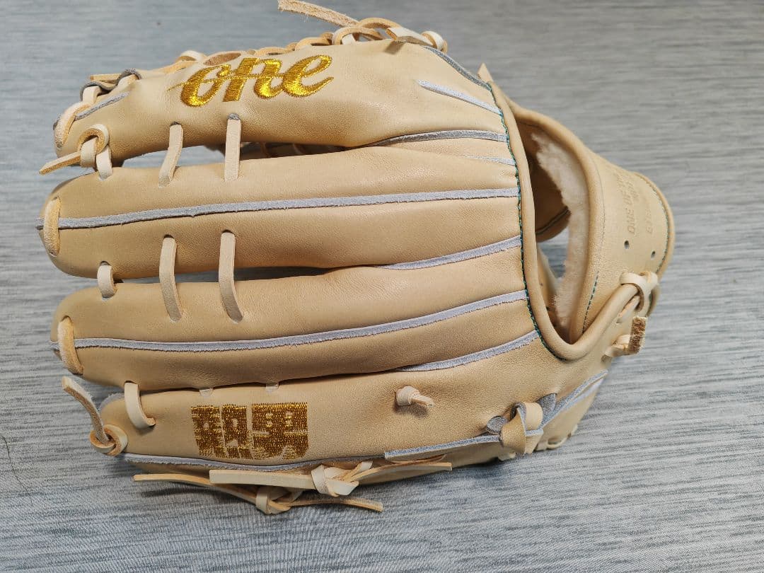 【限界価格】one of the answer 松田宣浩　限定出品