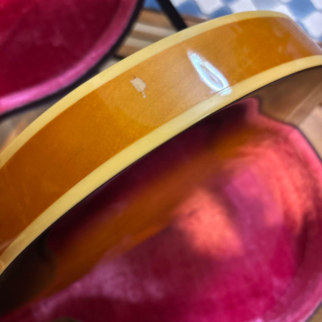 バーニー　Burny セミアコ RSA-70？