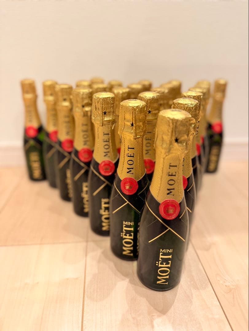 モエ・エ・シャンドン ミニモエ 200ml × 24本セットです！