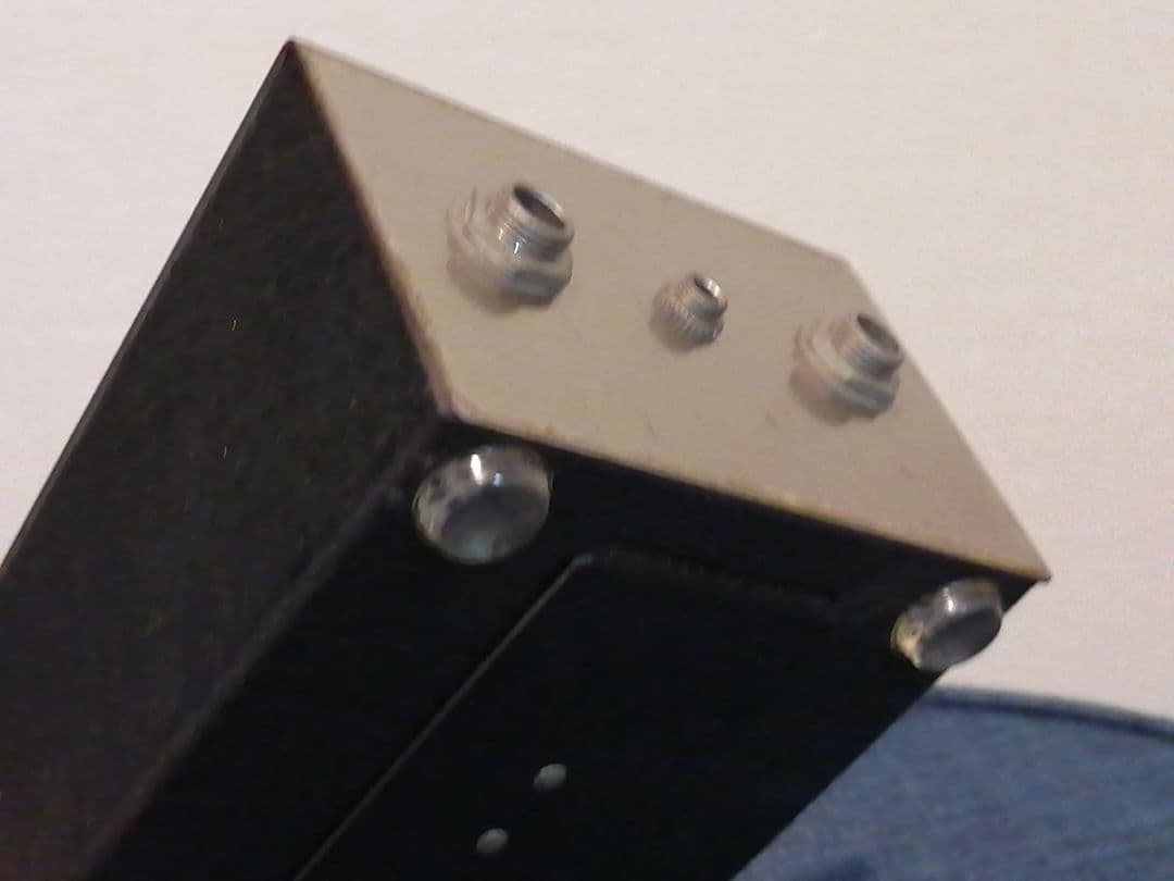 【最初期型チキンノブ】Electro-Harmonix SMALL CLONE