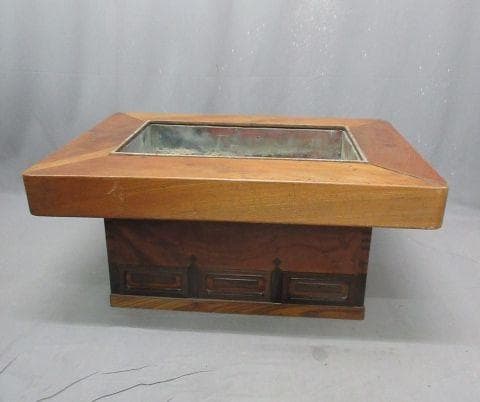 枠が分厚く重厚感のある欅長火鉢 [B33429]