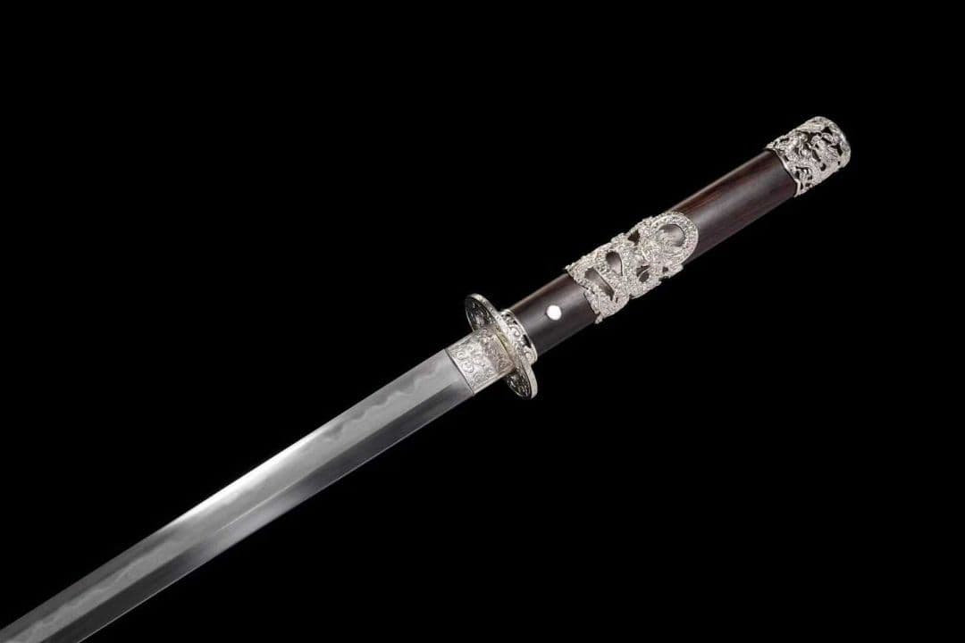 【白銅竜紋】古兵器 武具 刀装具 日本刀　模造刀 居合刀 武士道 鑑賞用 美術刀