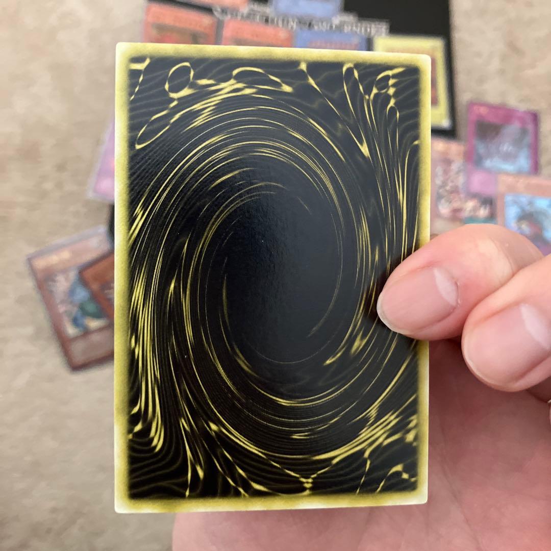 3幻神　オシリス　オベリスク　ラー　シークレット　gbi ゲーム　おまけあり