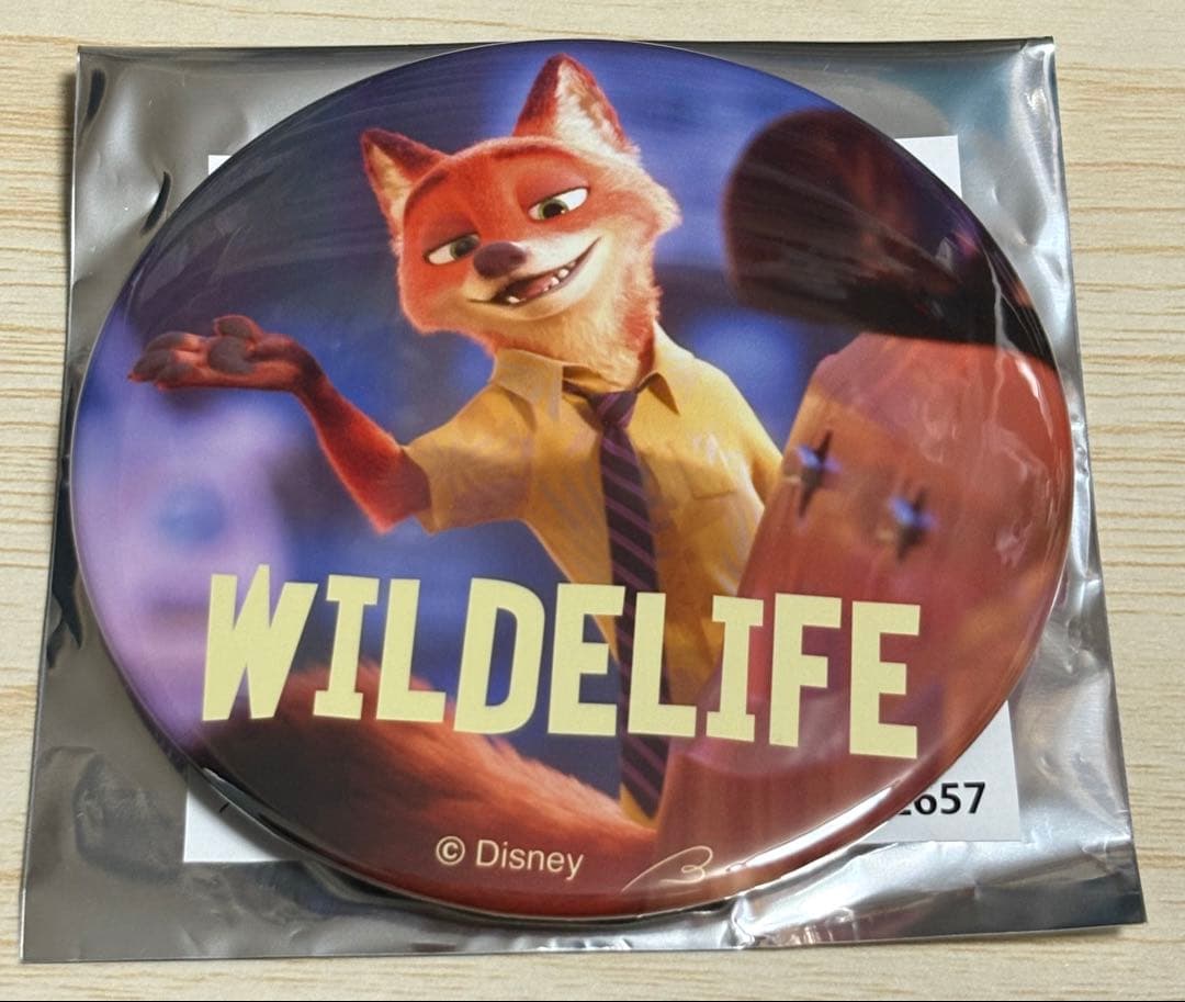 ディズニー ズートピア ニック スタンド付 缶バッジ 100mm