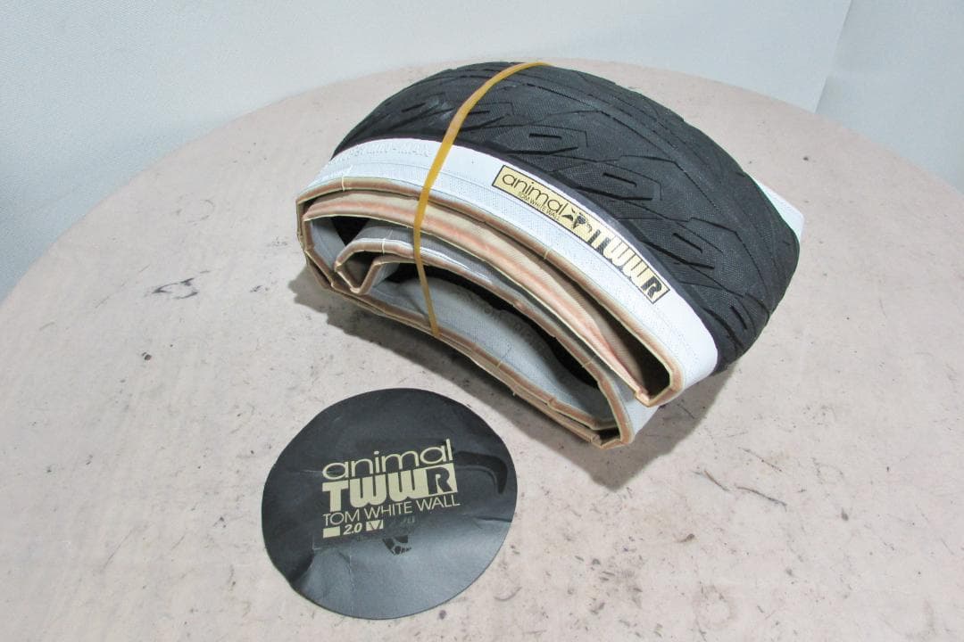 BMX タイヤ ANIMAL TWW-R Tire × 1本