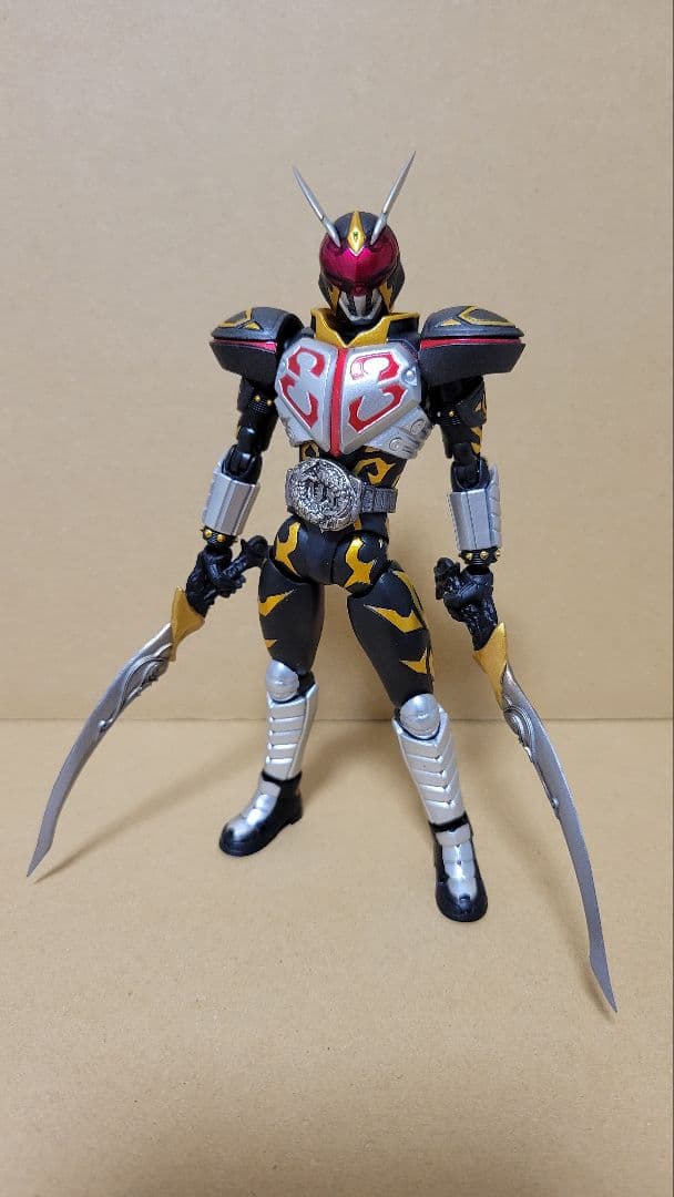 S.H.Figuarts マンティスアンデッド 仮面ライダー剣
