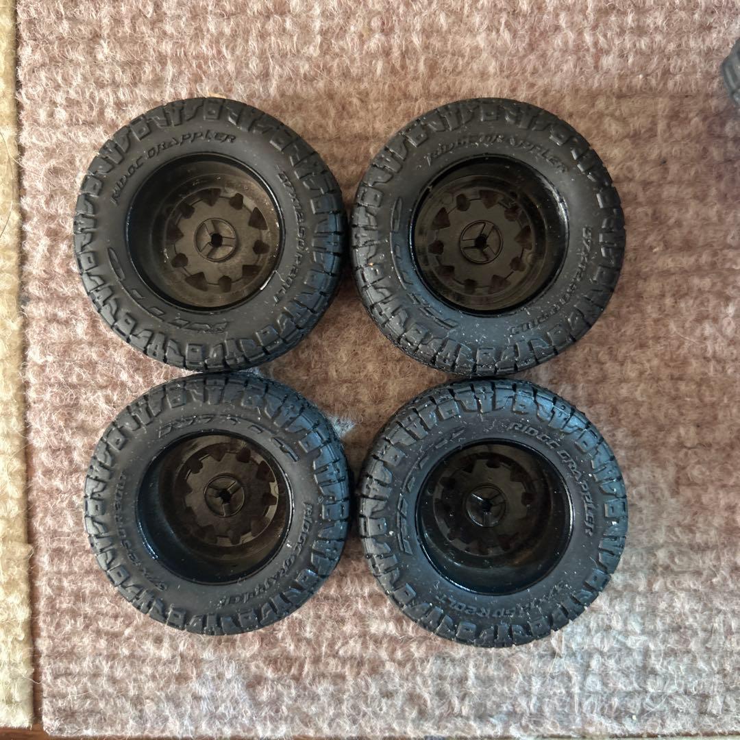 京商 ミニッツ4×4 ディフェンダー