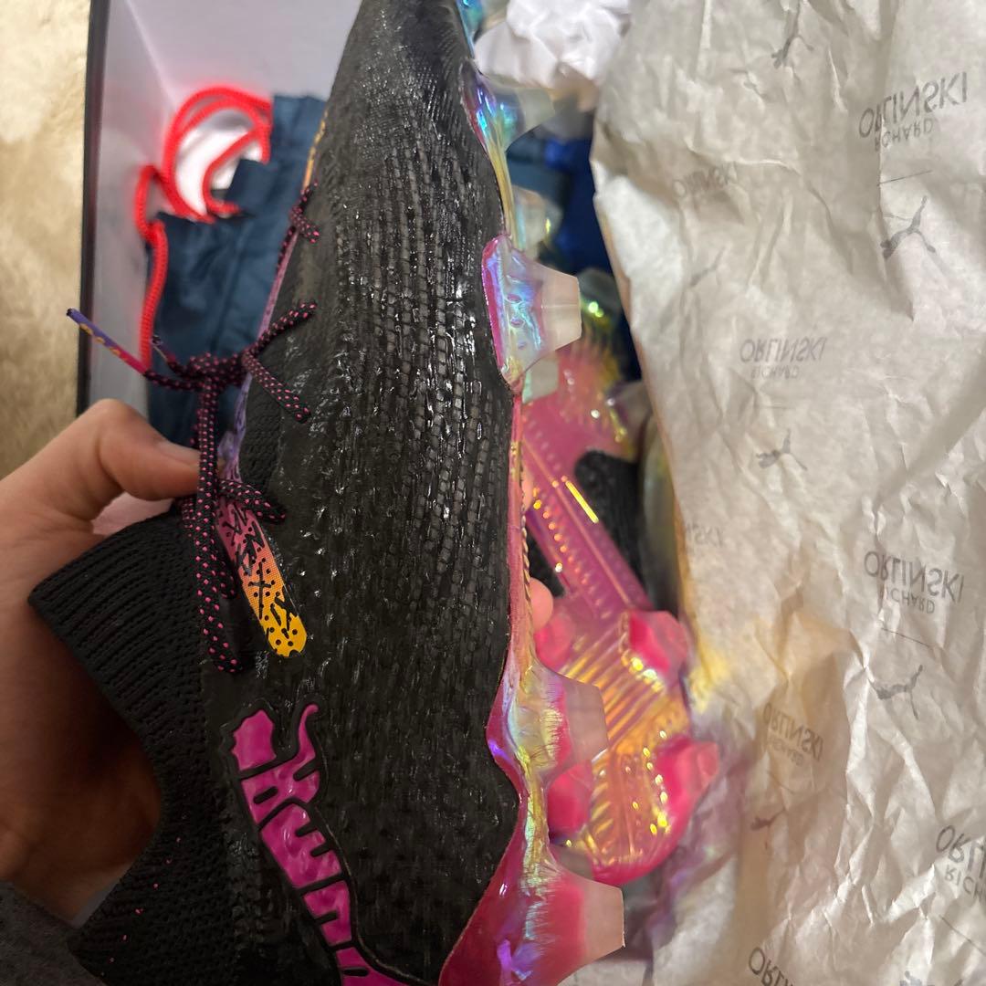 グラフィティデザイン サッカーシューズ