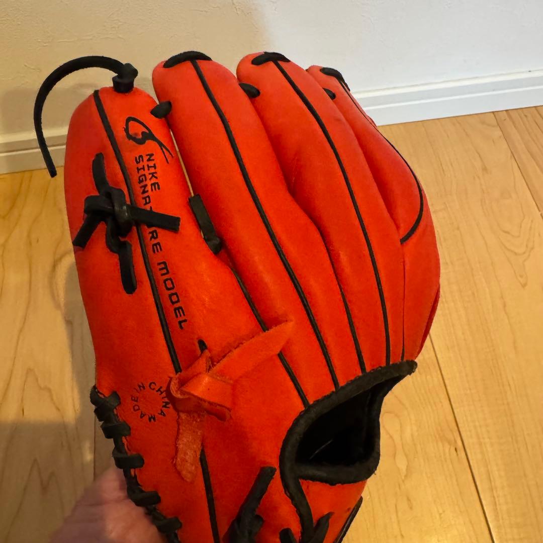 ナイキ　一般軟式グローブ 岩村明憲選手モデル　シグネチャーモデル