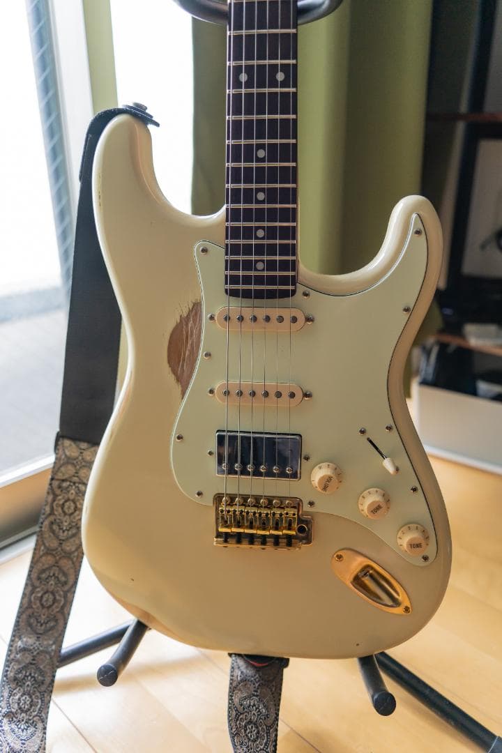 バッカス　ストラトキャスタータイプエレキギターRSM Bacchus