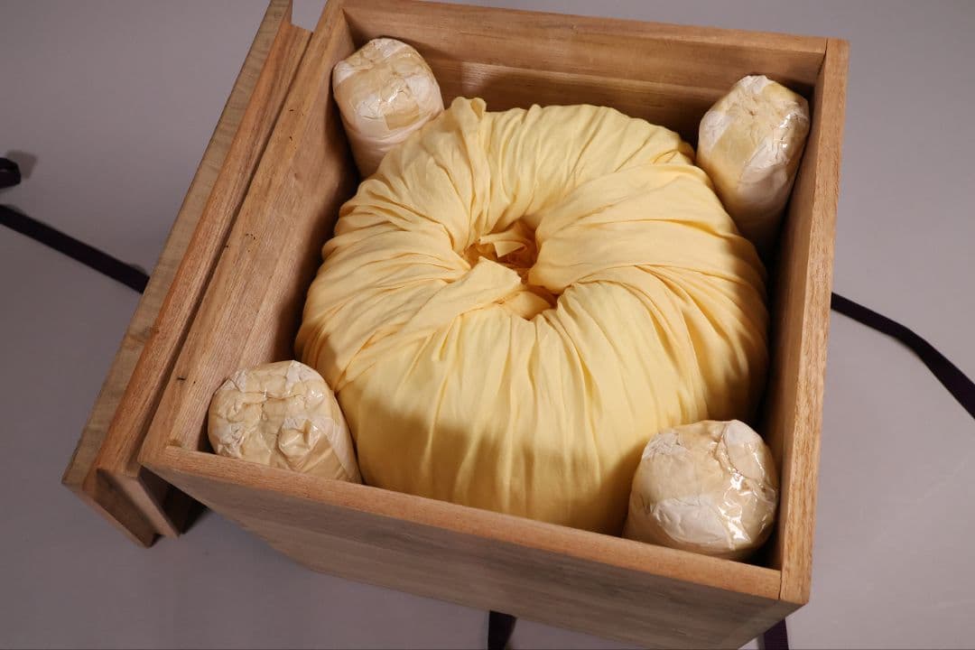 高岡銅器 鋳師 中村義一 八葉文 青銅 花瓶 高27cm 共箱 壷【MB201】