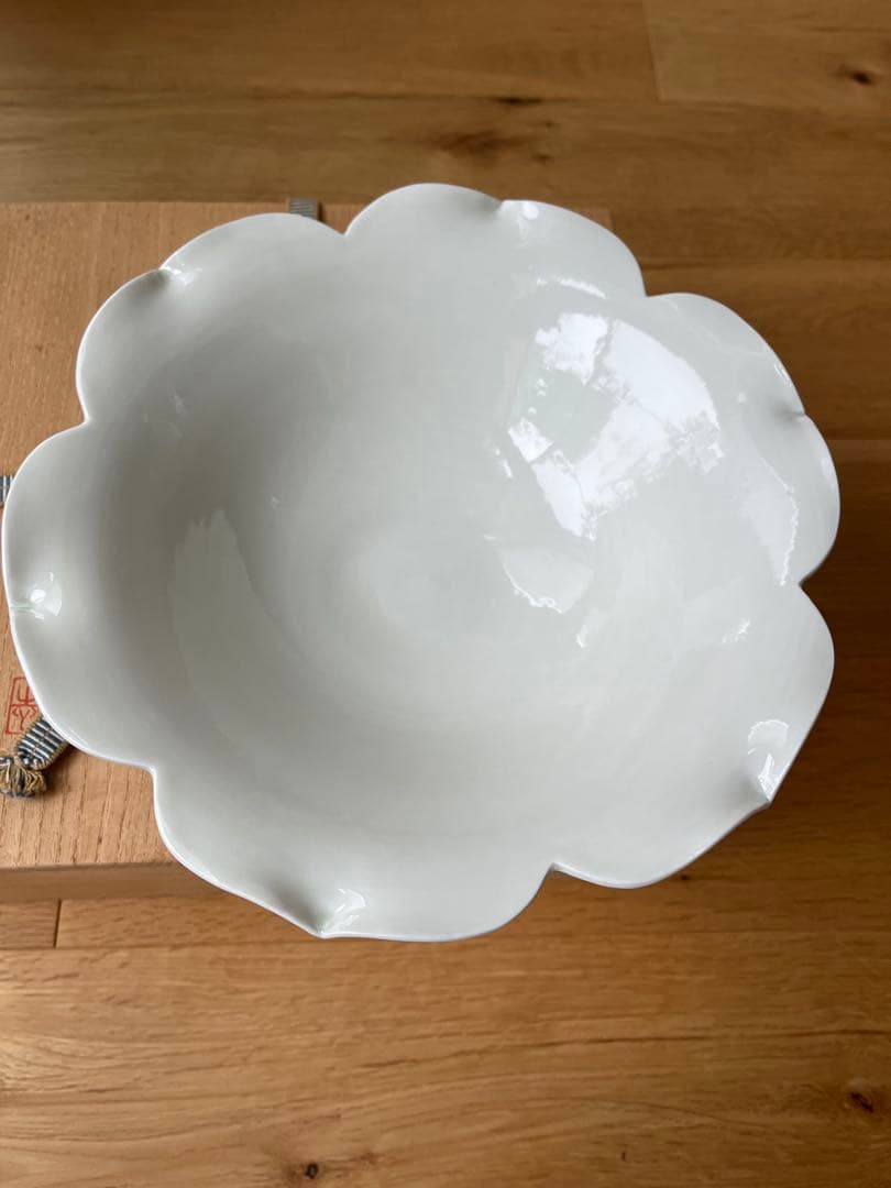 川瀬竹志造 白磁花輪花鉢 共箱　作家物