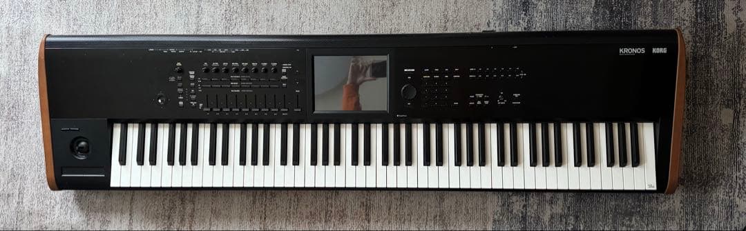 【引取限定】KORG KRONOS2 88　88鍵キーボードシンセサイザー
