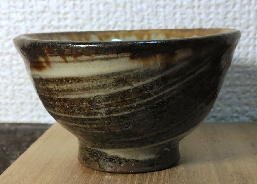 人間国宝 金城次郎 ぐい呑 栞 共箱(本人書付) 無傷 壷屋焼 やちむん 紐付箱