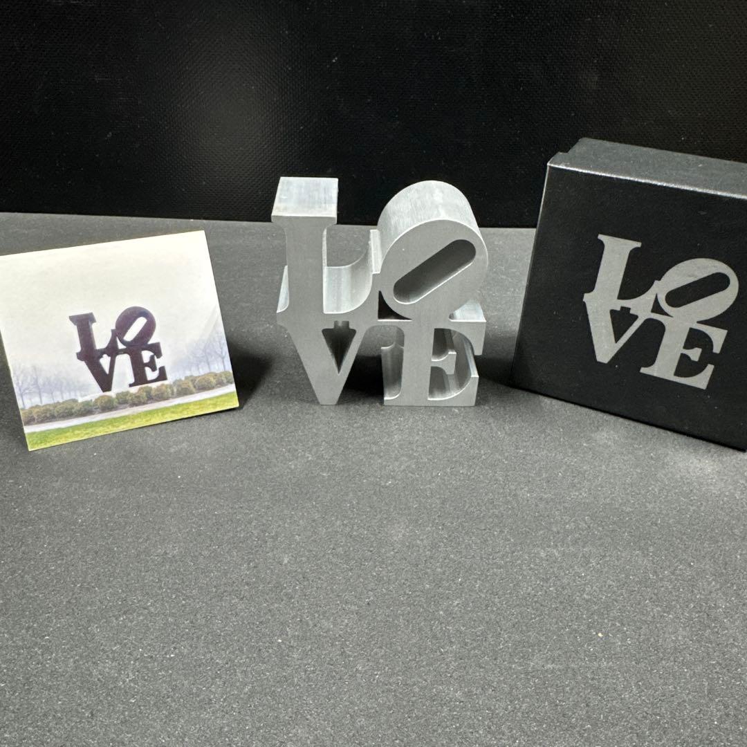 ロバート・インディアナ　LOVE　ペーパーウェイトレプリカ