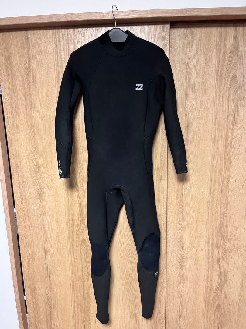 ウェットスーツ 3/2ミリ　フルスーツ