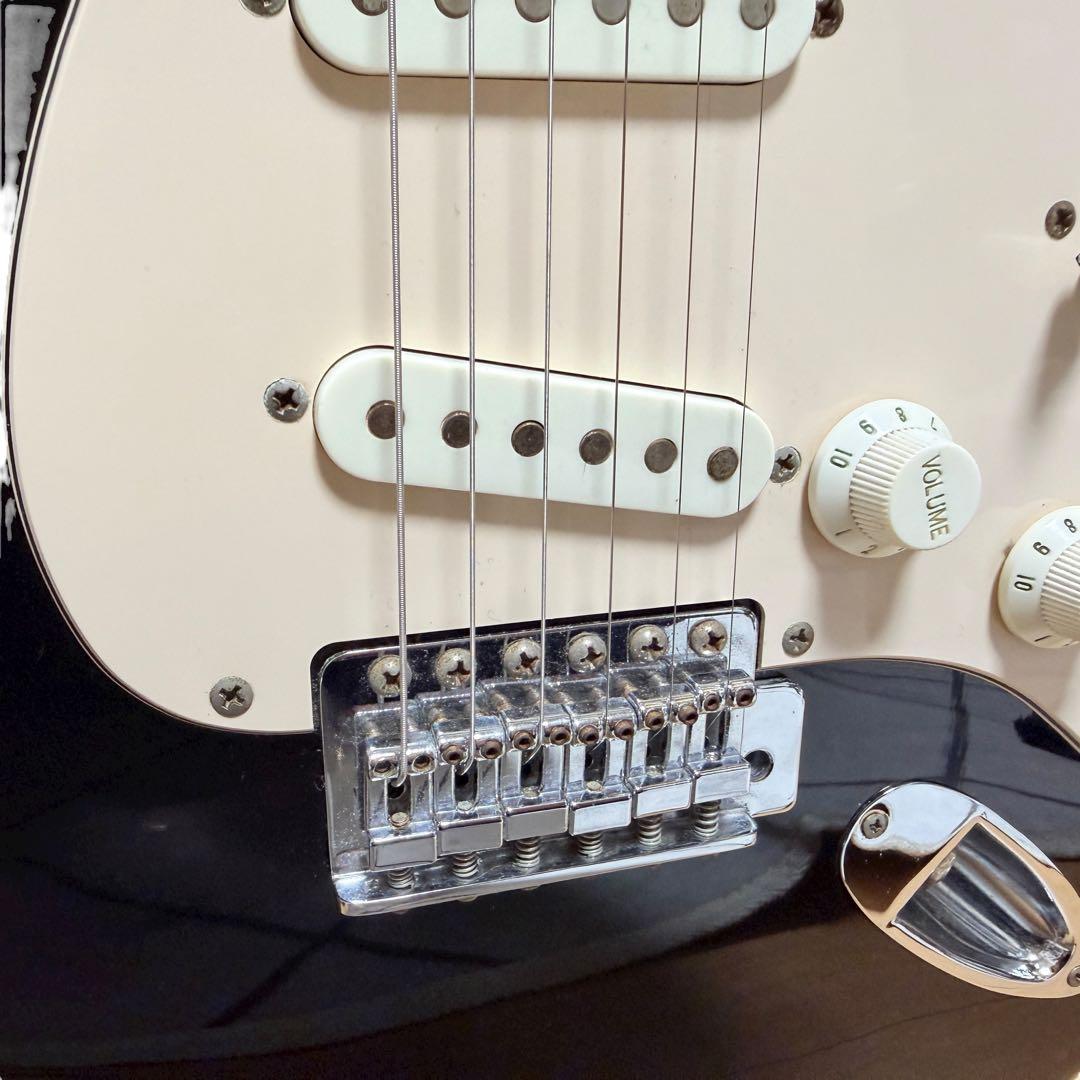 Squier Stratocaster エレキギター　ソフトケース付