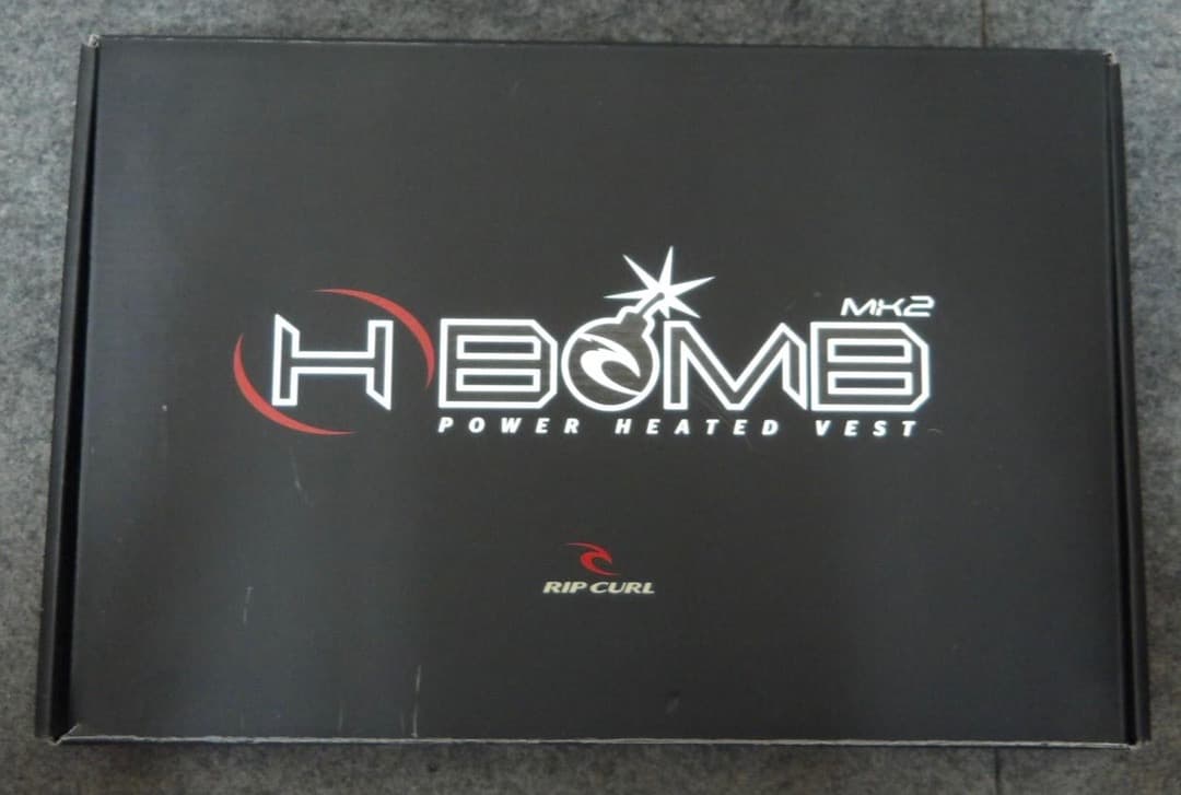 H-BOMB POWER HEATED VEST RIP CURL 管238