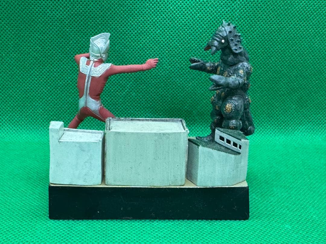 3個セット ウルトラ怪獣戯画 ウルトラ兄弟激闘史III ウルトラセブンなど