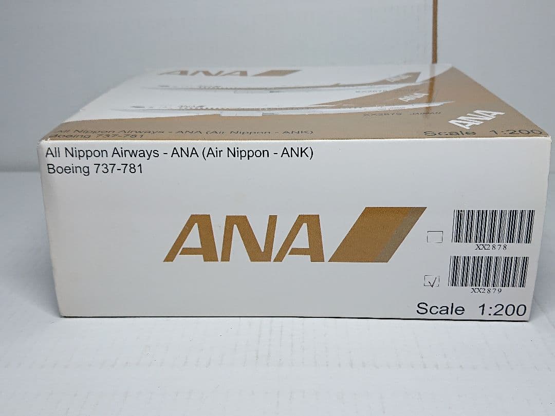 JC WINGS 1/200 B737-781 ANA ゴールドジェット
