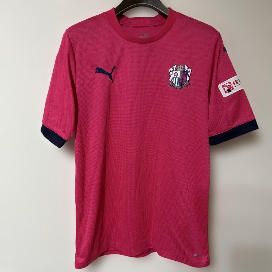 Puma セレッソ大阪♡Tシャツ　ピンク　1