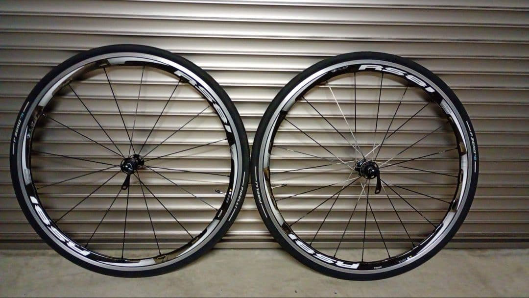 wh-rs81-c35 P ZERO RACE 4S 26ｃシマノ11s