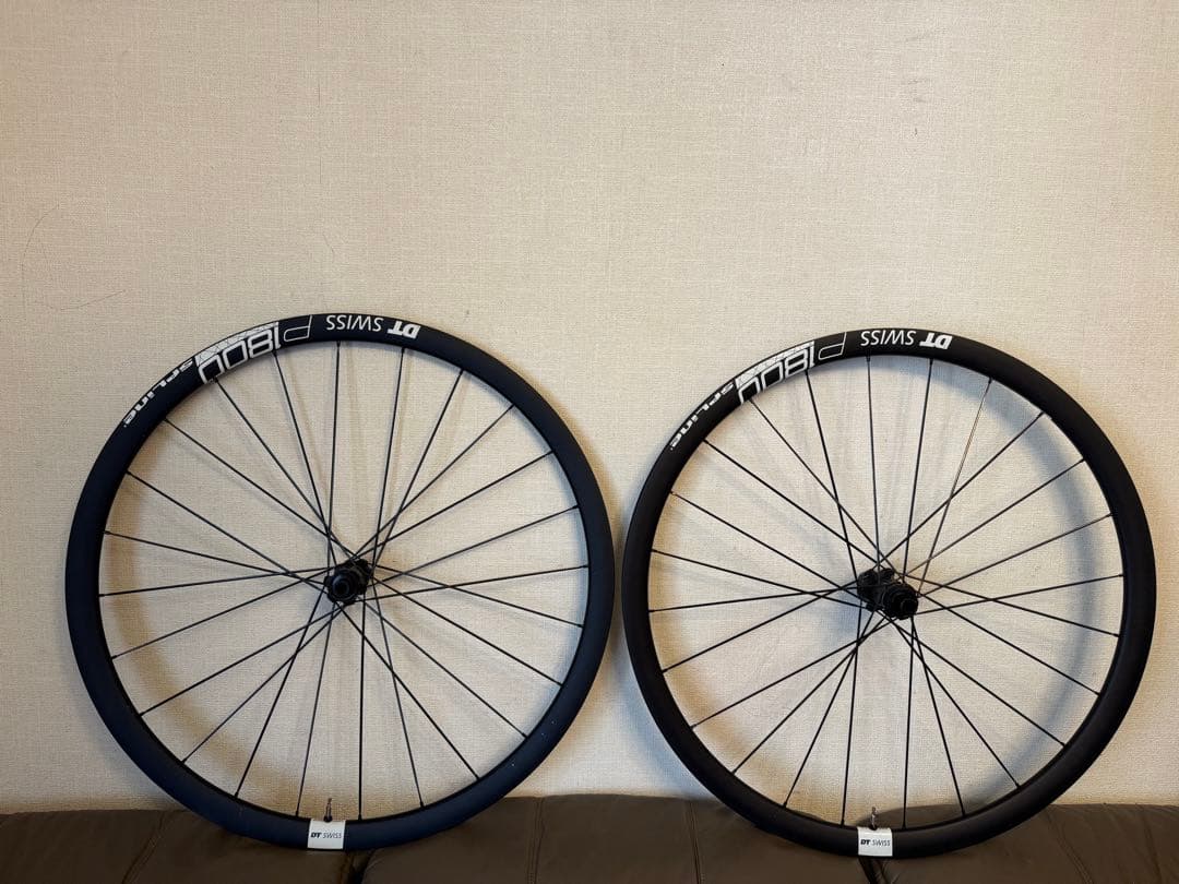 パーツ DT SWISS P1800 SPLINE 32DB