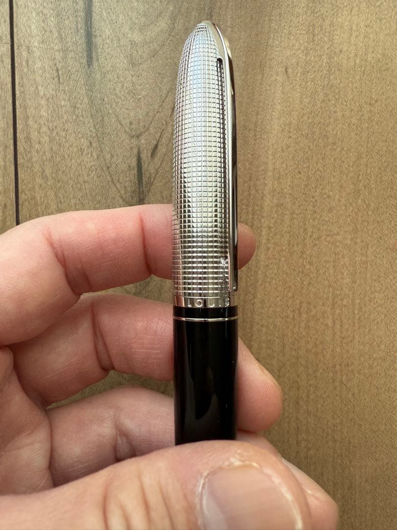 LOUIS VUITTON ボールペン ドック