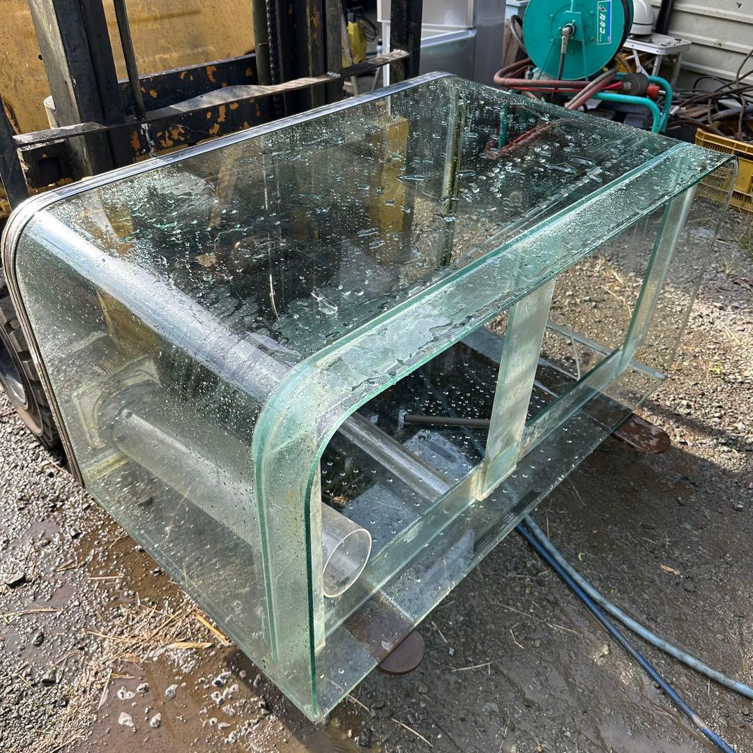 【早い者勝ち】引き取り限定！！大型ガラス水槽 600 × 1200 × 750