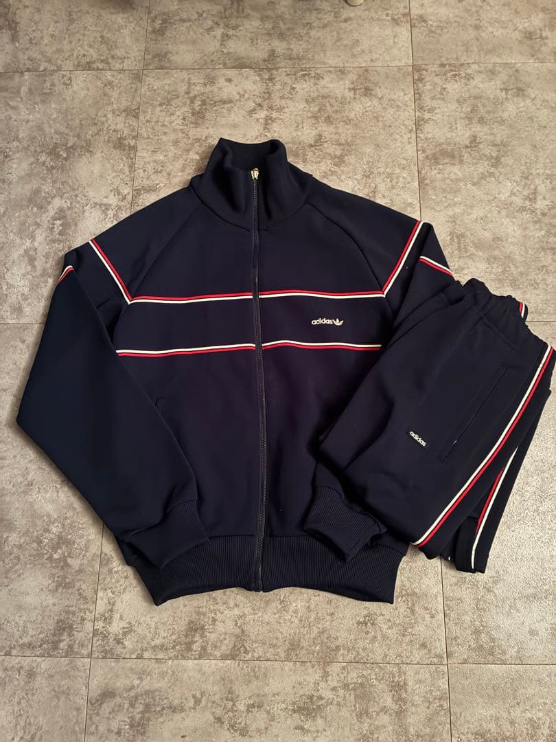 アディダス　デサント　トラックジャケット　ネイビー