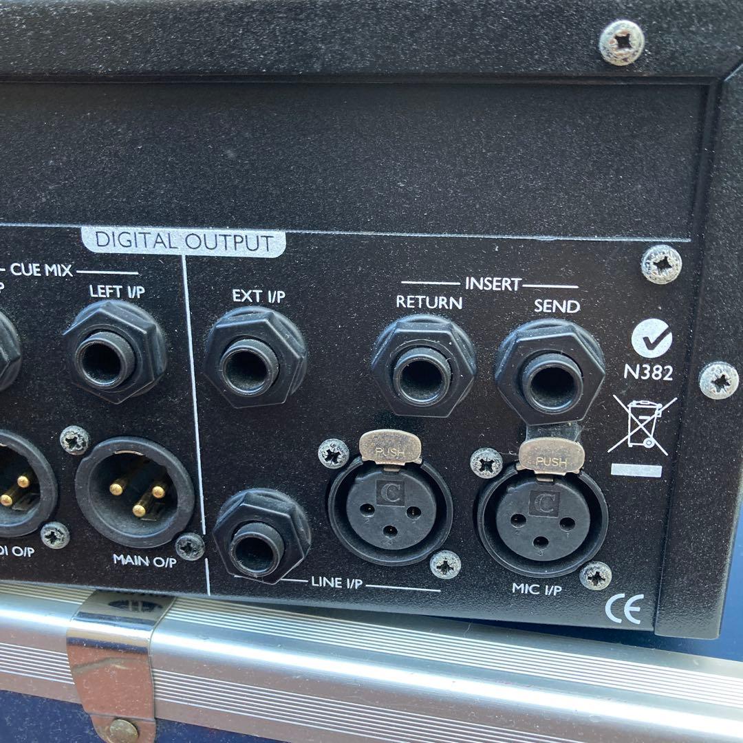 通電OK ハードケース付 Focusrite ISA One マイクプリアンプ