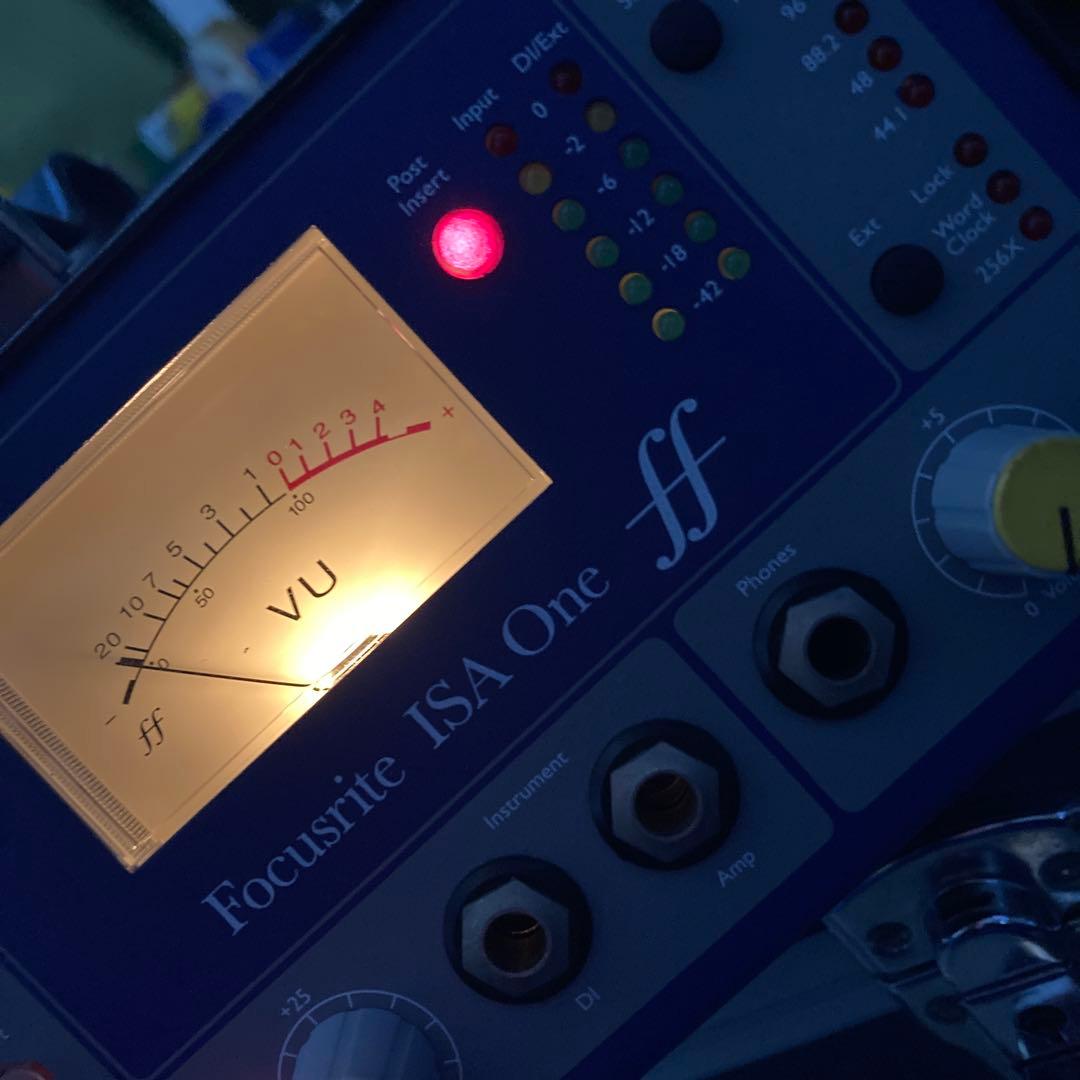 通電OK ハードケース付 Focusrite ISA One マイクプリアンプ