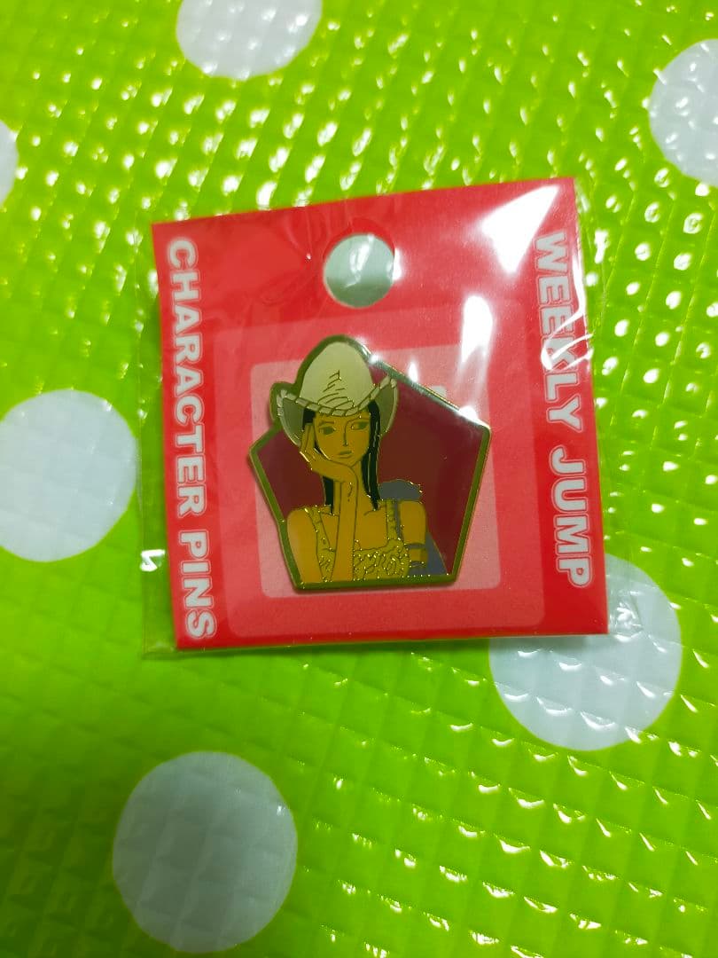 ワンピース　ロビン　ピンズ　ミスオールサンデー　ピンバッジ　ジャンプショップ