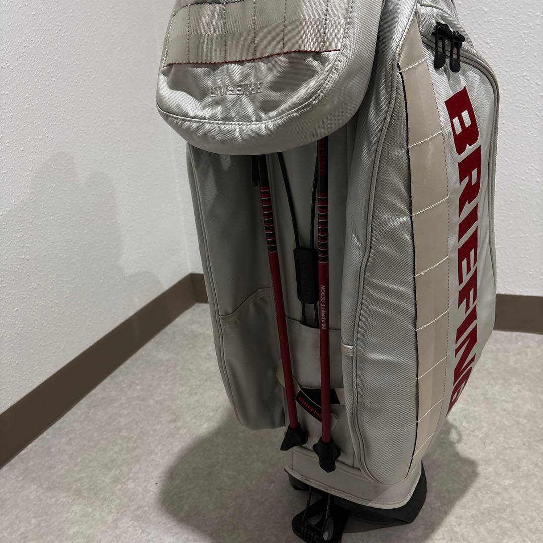 BRIEFING 限定 ゴルフキャディバッグ ヘッドカバーアイアンカバー付き