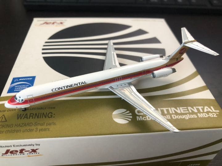 航空機・ヘリコプター Jet-X 1/400 JX099 MD-82 CONTINENTAL