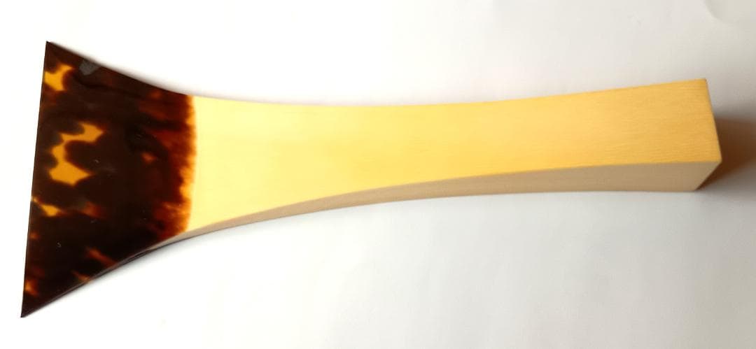 三味線　バチ　撥　べっこう　和楽器　美品（鼈甲の一部に虫食いあり）