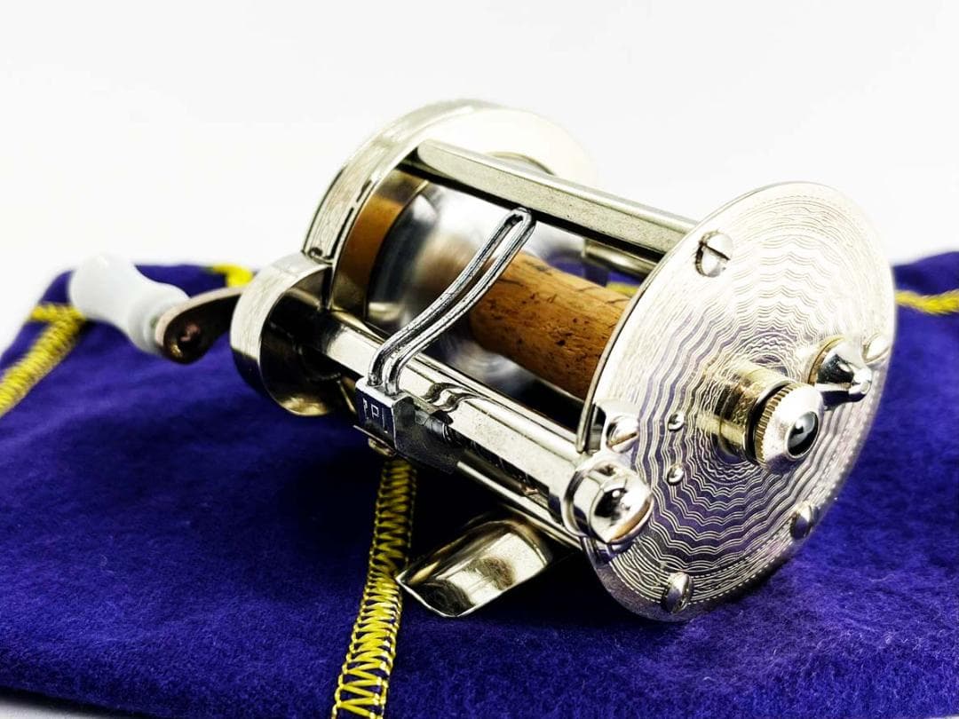 PFLUEGER SUMMIT No.1993L GOLD風カスタムリール