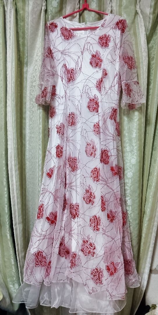 最終お値下げ　社交ダンスドレス カラオケにも　フリーサイズ