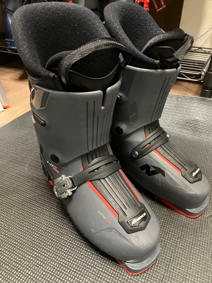 ノルディカ リアエントリー スキーブーツ HF100 27-27.5cm