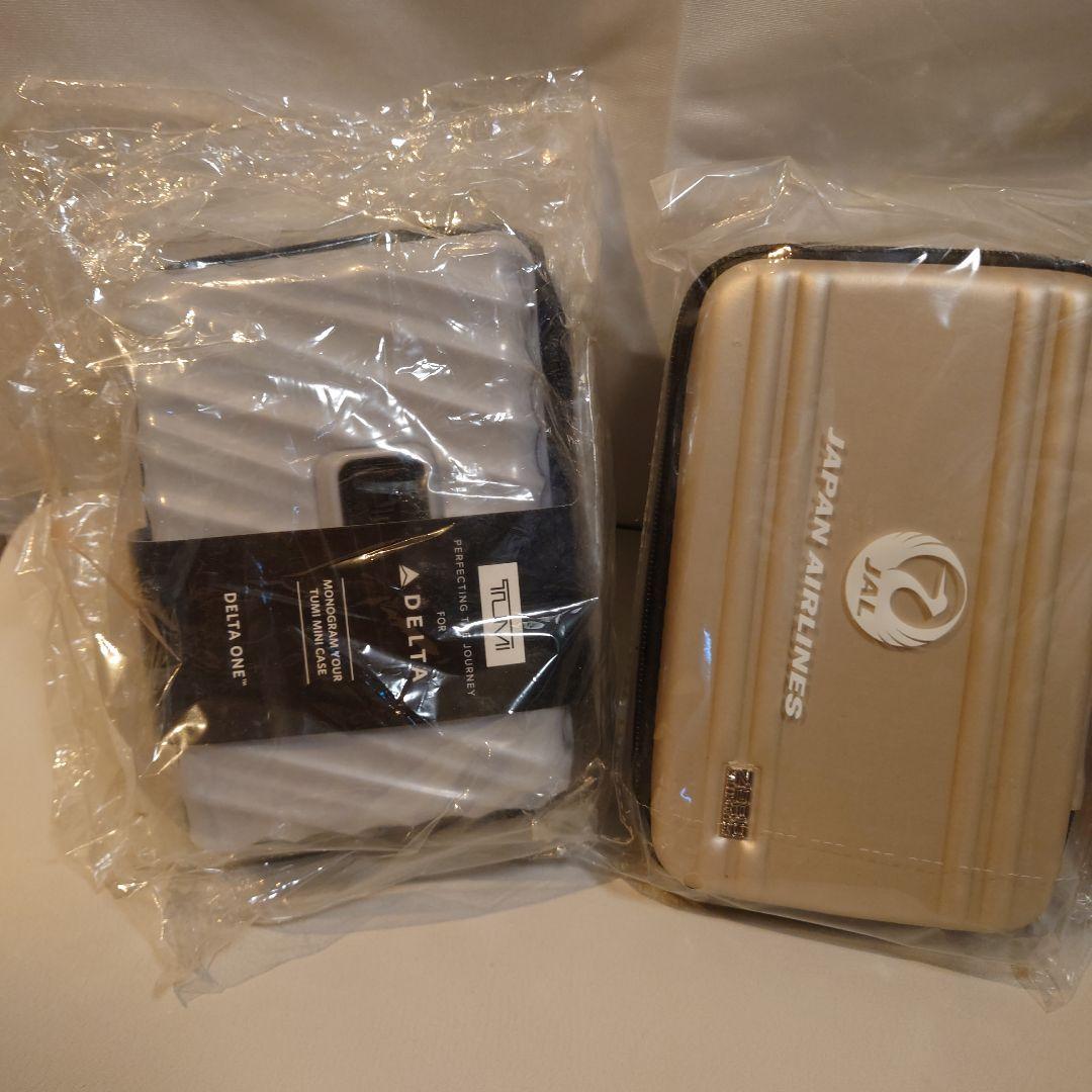 ビジネスクラス JAL日本航空 スーツケース型 アメニティポーチ